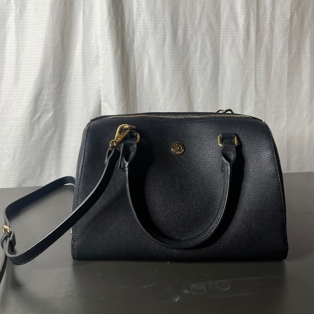 Ora Delphine Bucket Bag